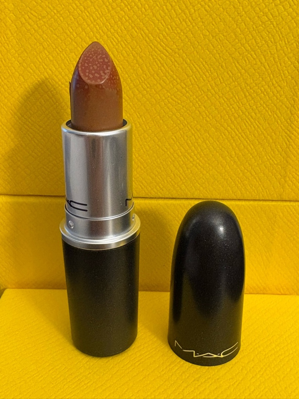 VINTAGE DISCONTINUED  MAC Cosmetics  Amplified Lipstick-Oh, Garnet